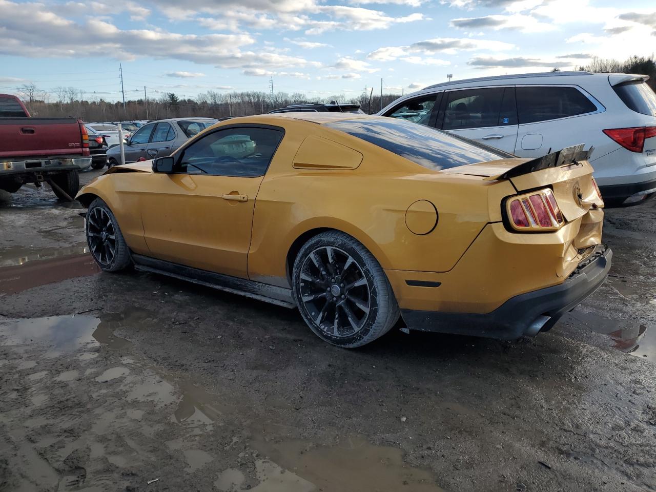 2011 Ford Mustang - Image 2