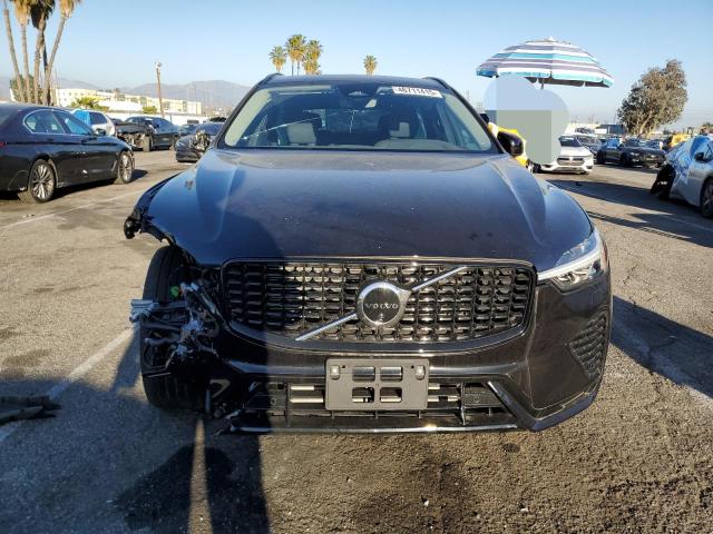  VOLVO XC60 PLUS 2024 Czarny