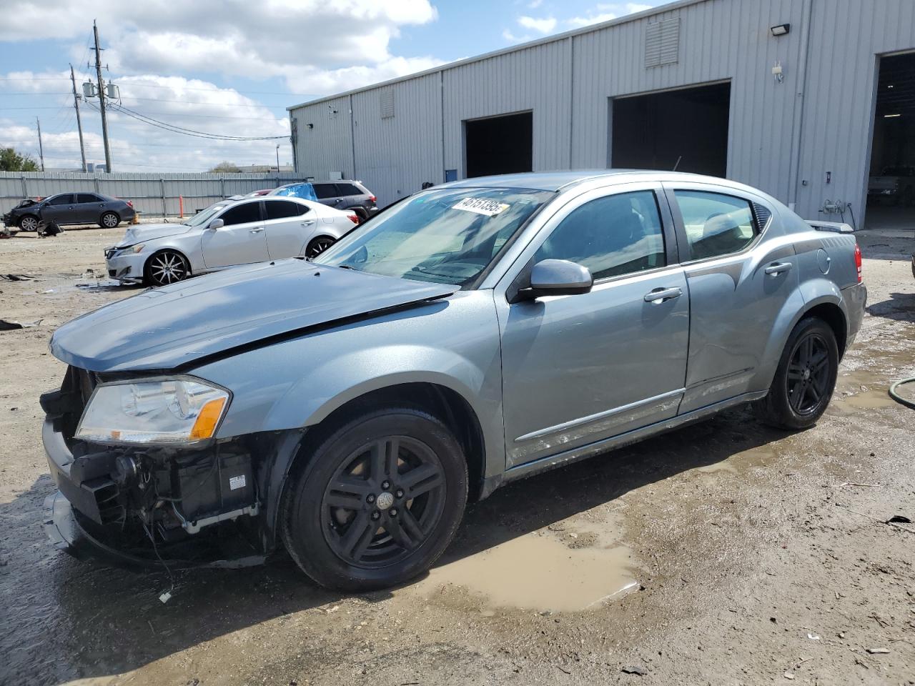 2010 Dodge Avenger - Image 1
