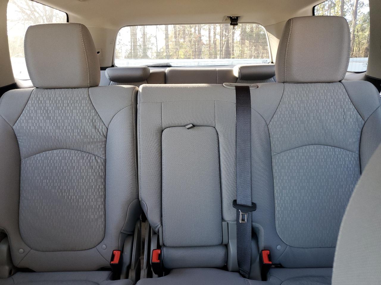 2012 GMC Acadia - Image 10