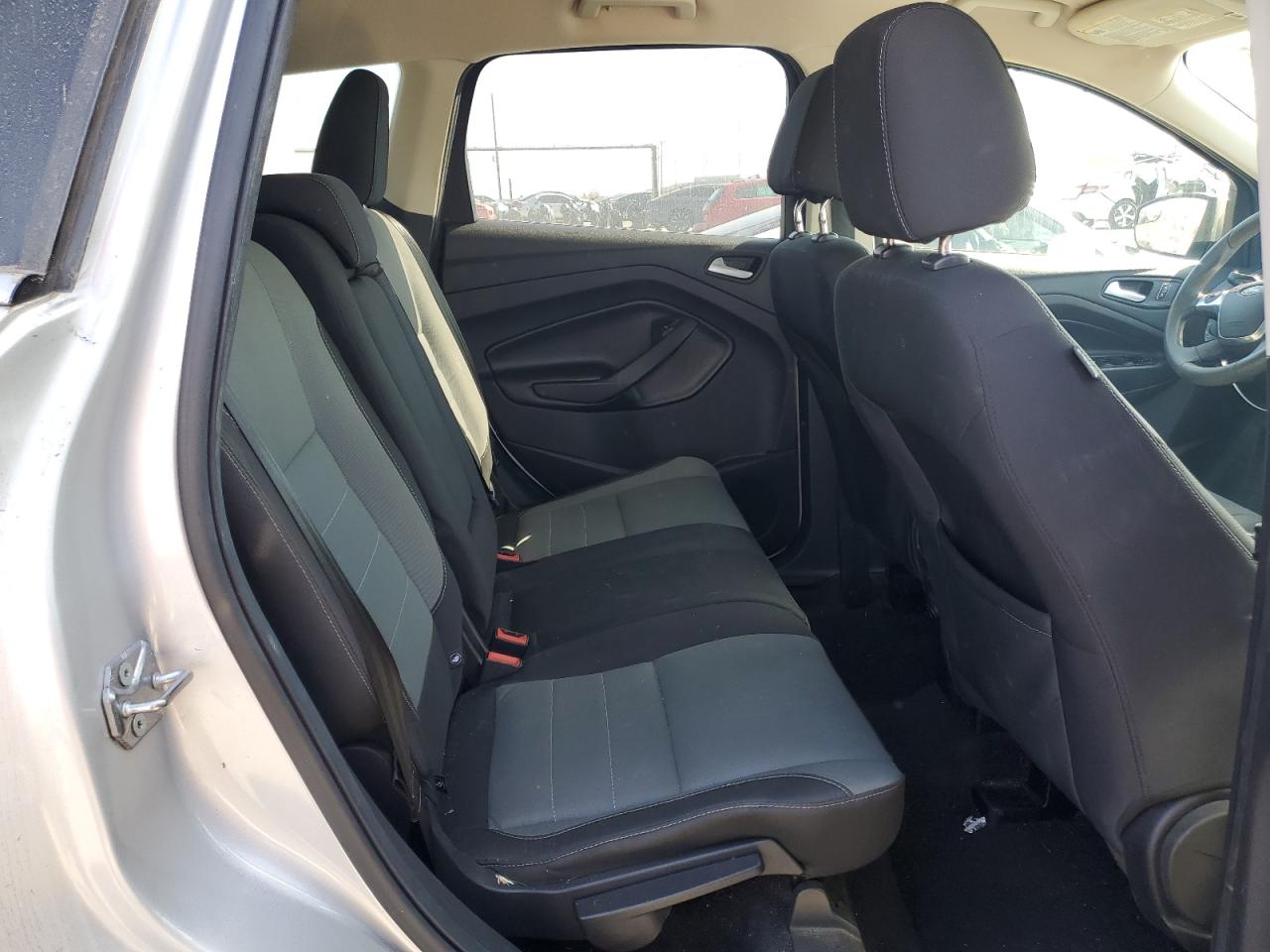 2016 Ford Escape - Image 11