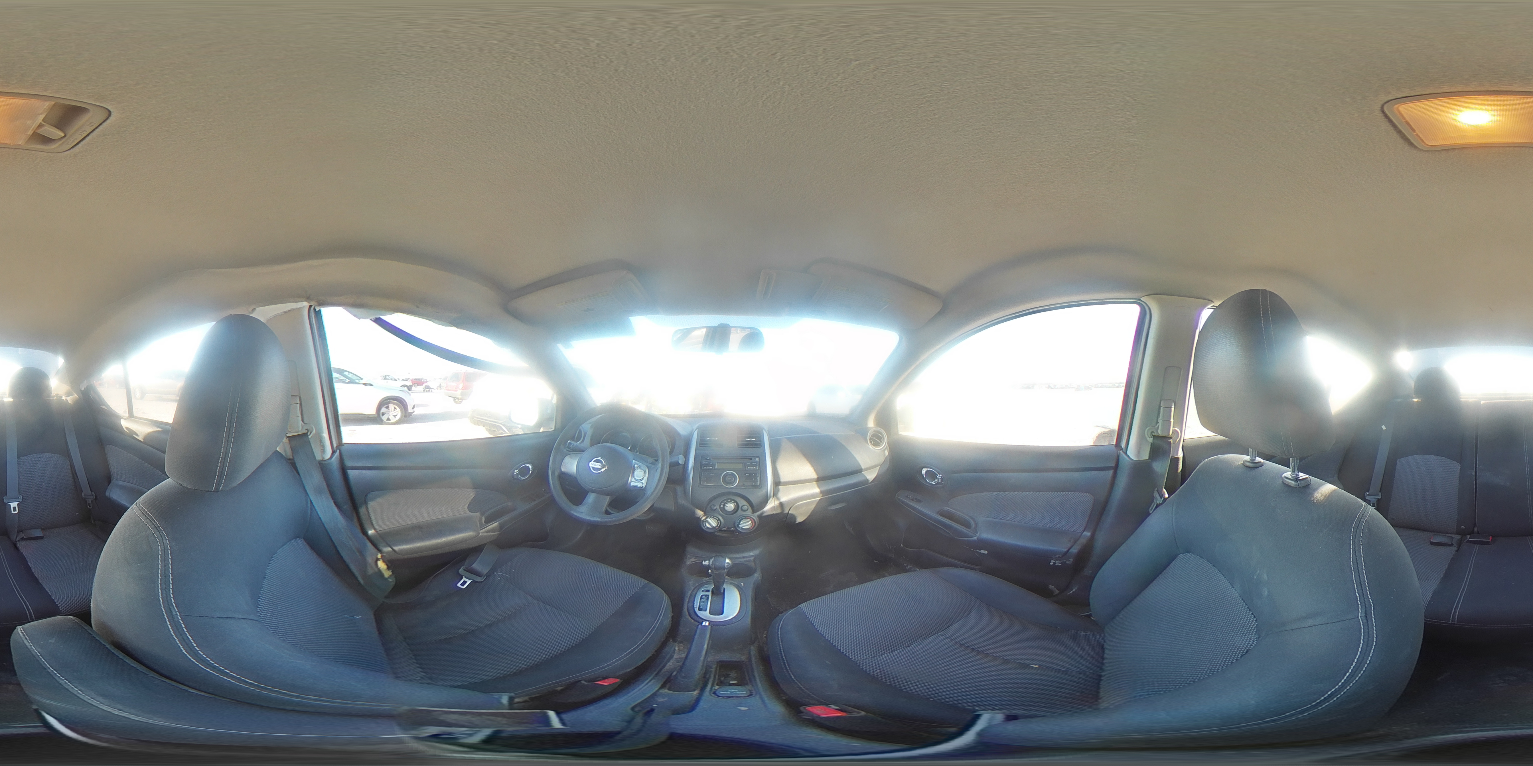 2014 Nissan Versa - Image 13