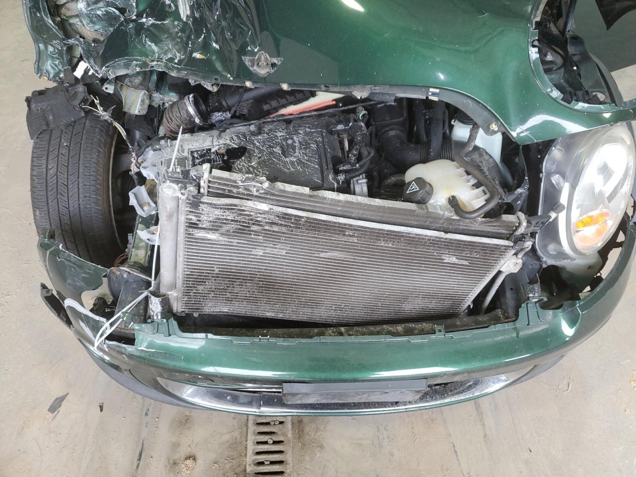2011 MINI Cooper - Image 12