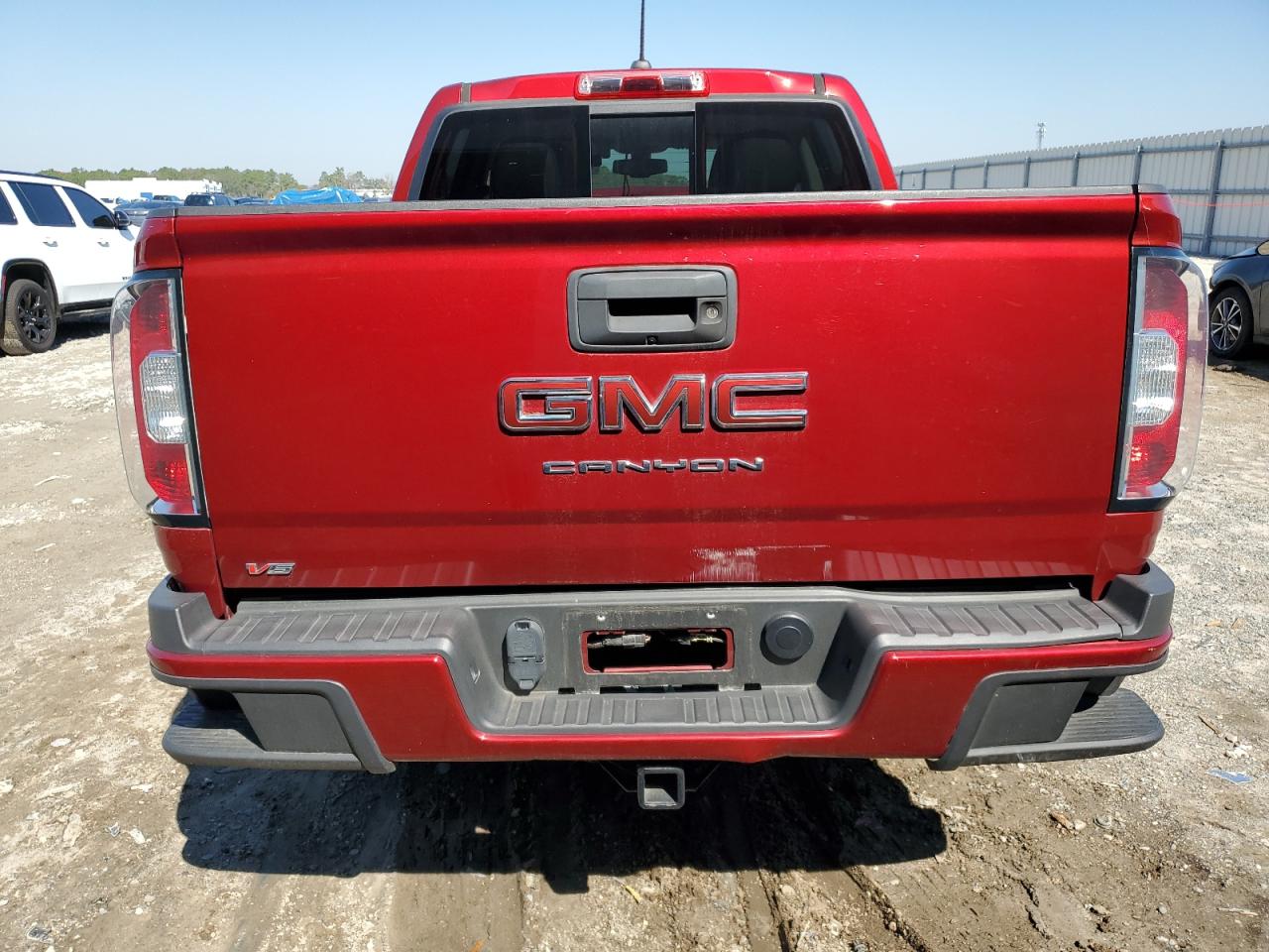 2022 GMC Canyon - Image 6