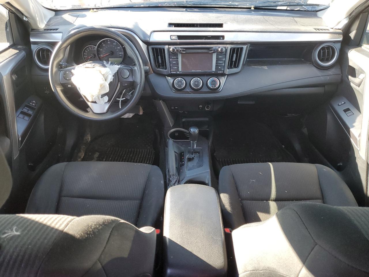 2016 Toyota RAV 4 - Image 8