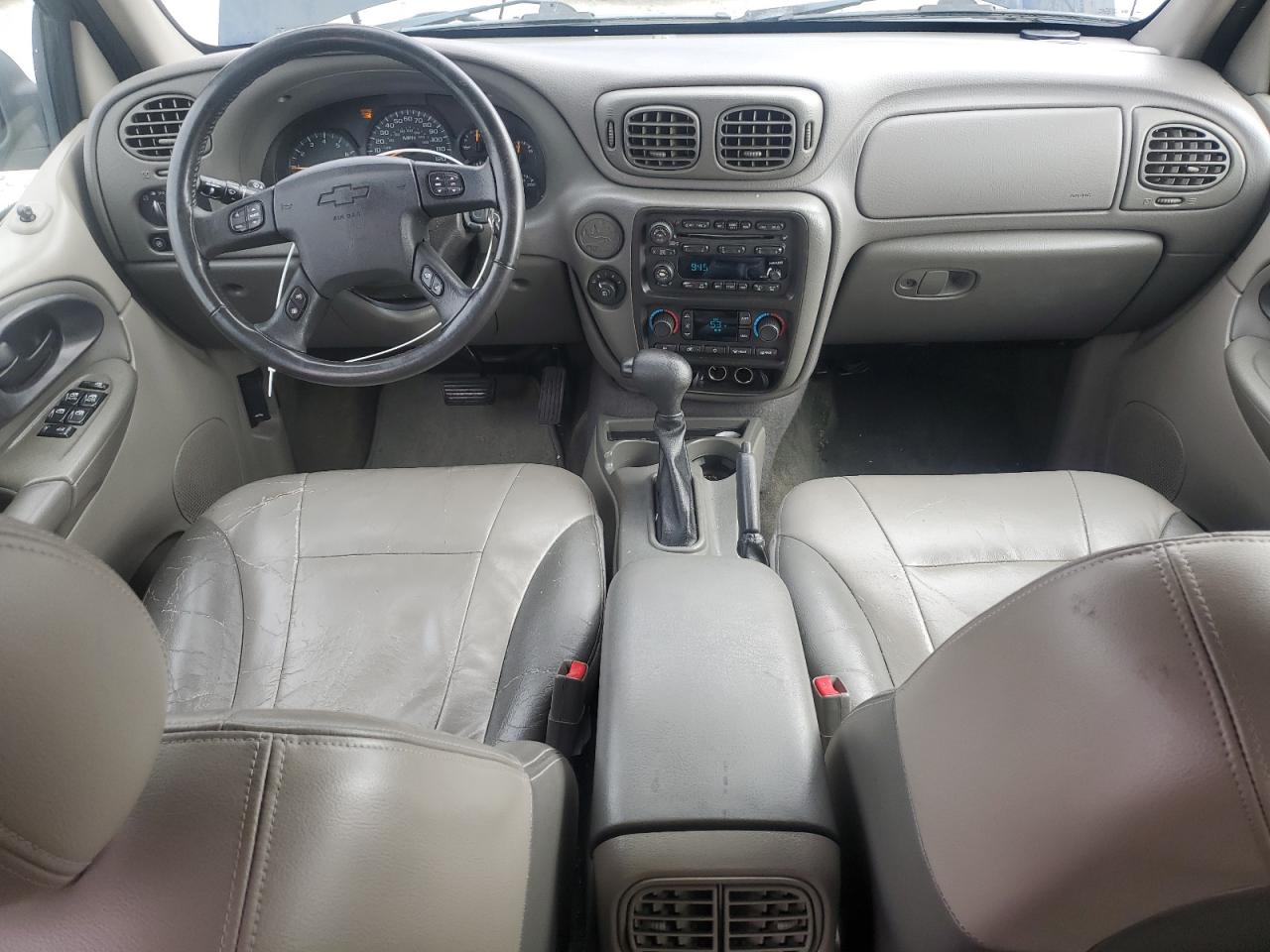 2004 Chevrolet TrailBlazer - Image 8
