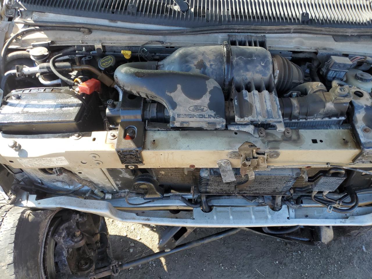 2005 Ford Econoline - Image 14