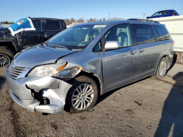 2011 Toyota Sienna Xle