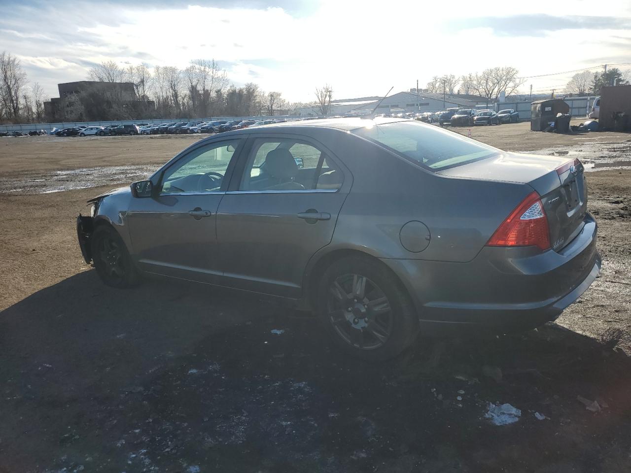 2011 Ford Fusion - Image 2