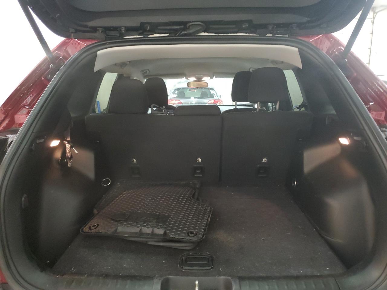 2019 Jeep Grand Cherokee - Image 6