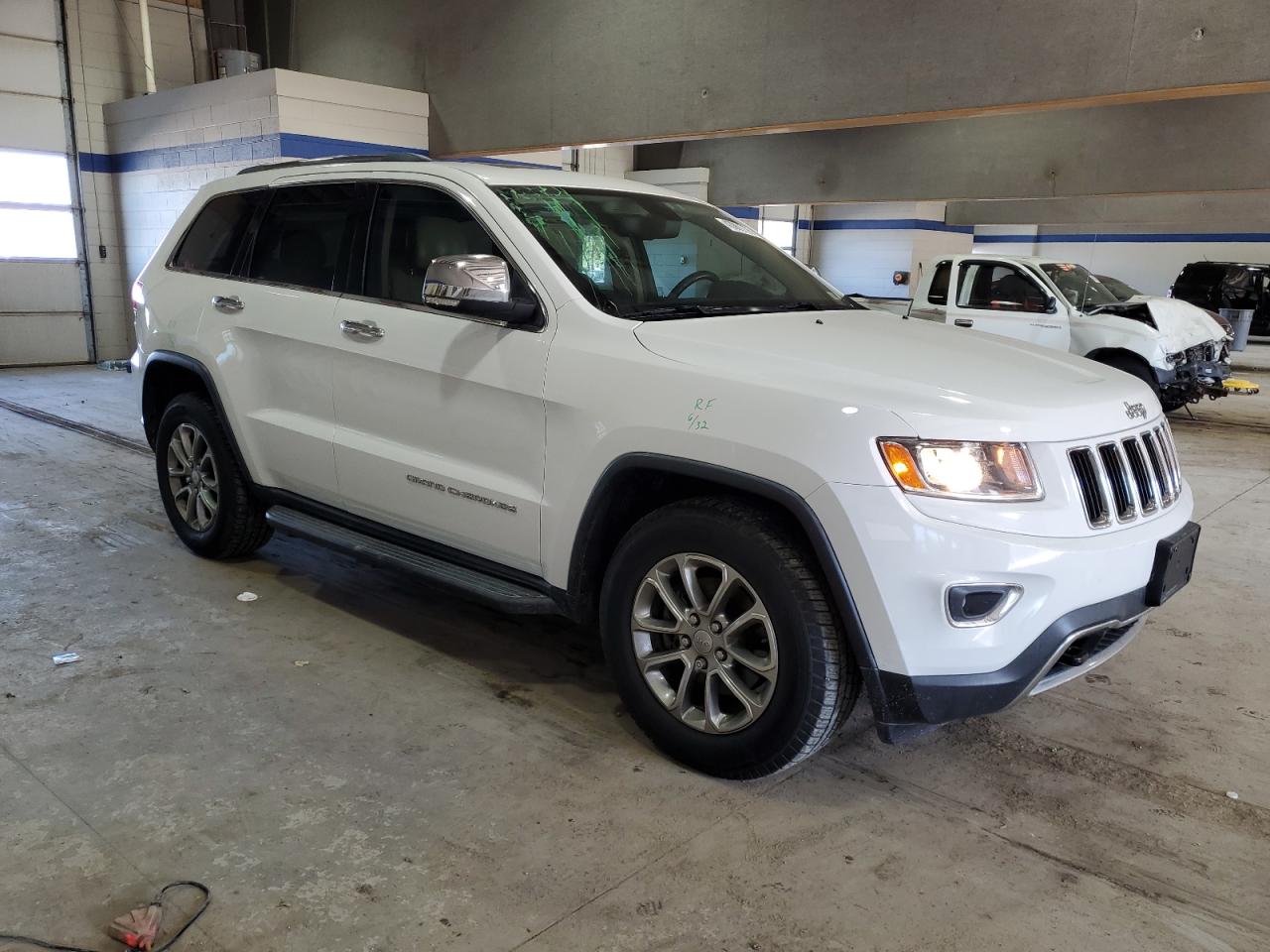 2014 Jeep Grand Cherokee - Image 4