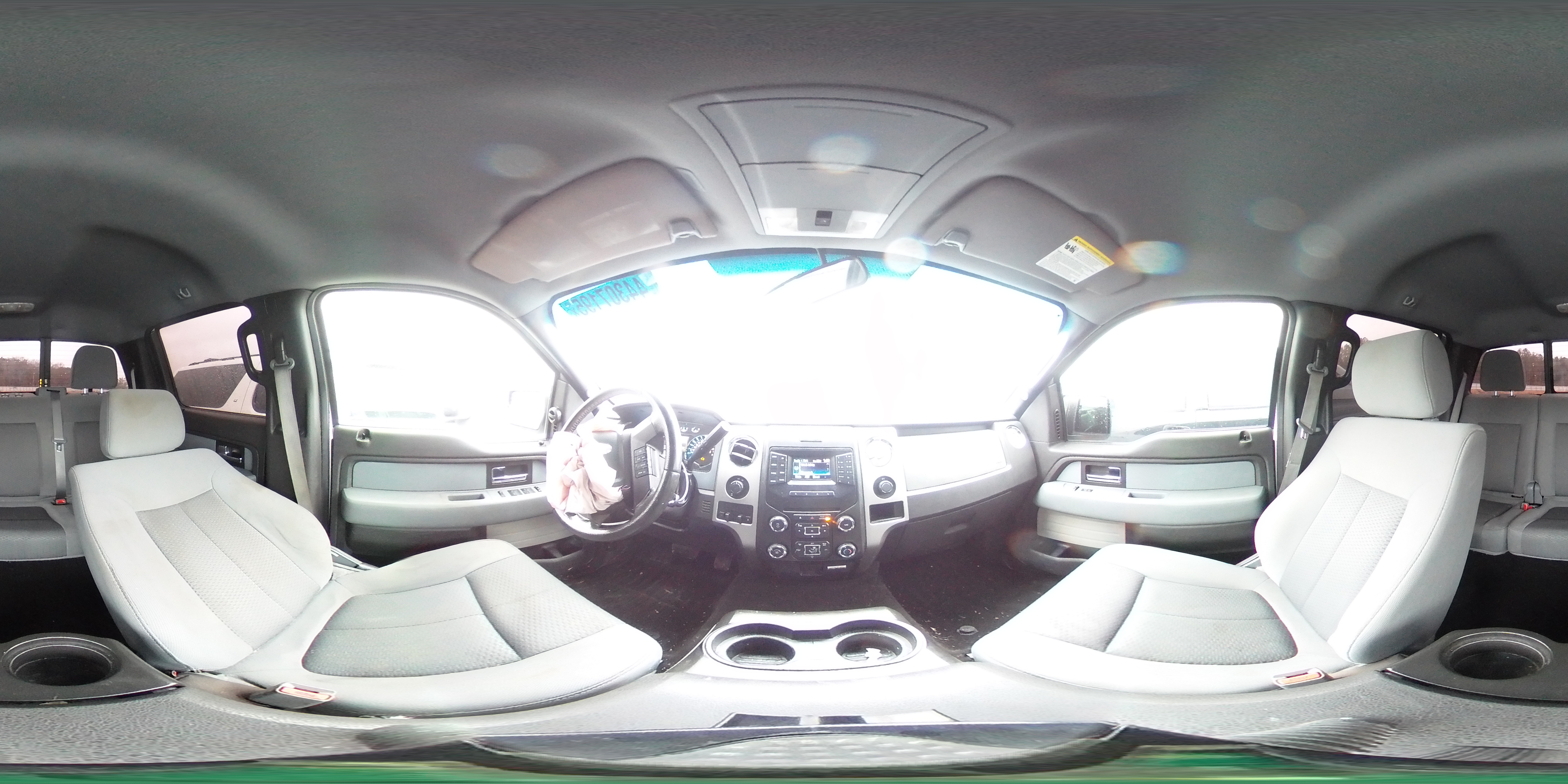 2013 Ford F-150 - Image 13