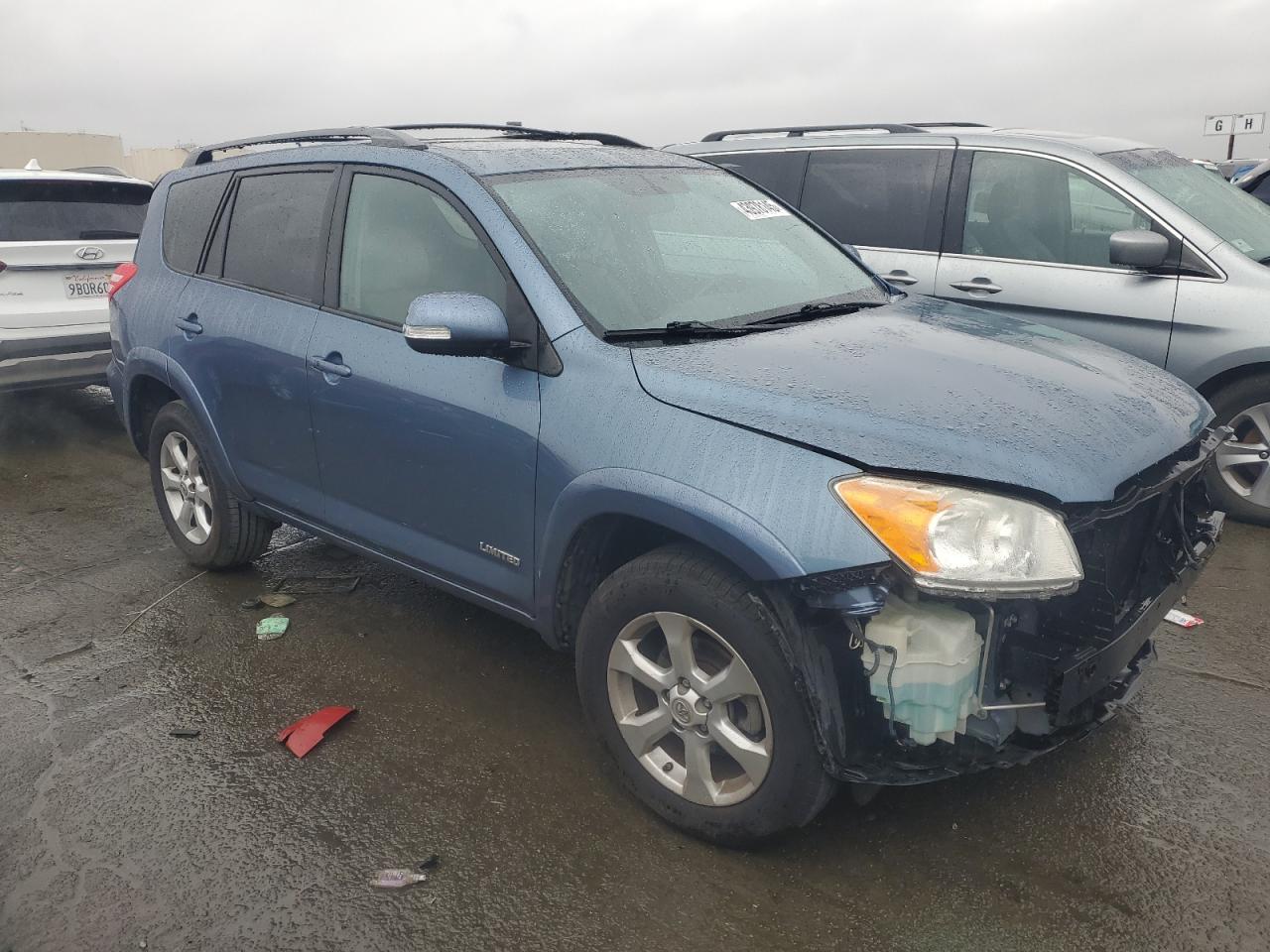 2010 Toyota RAV 4 - Image 4