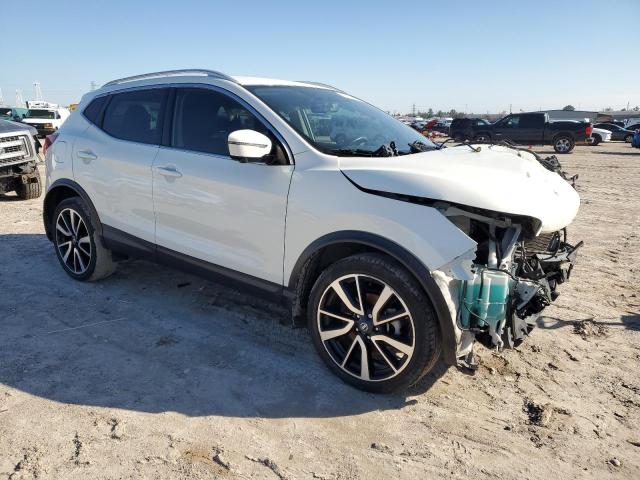  NISSAN ROGUE 2017 Білий