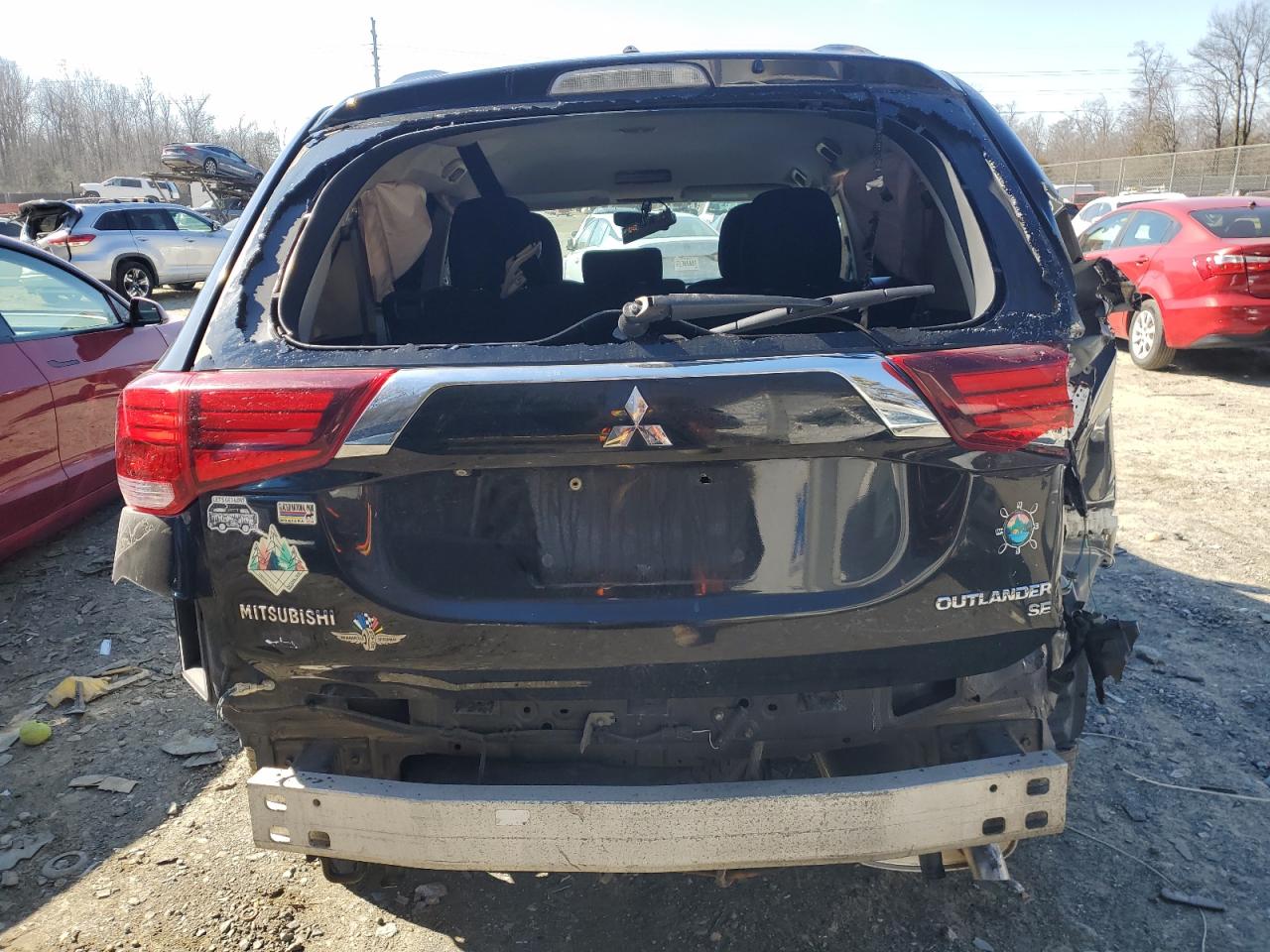 2016 Mitsubishi Outlander - Image 6