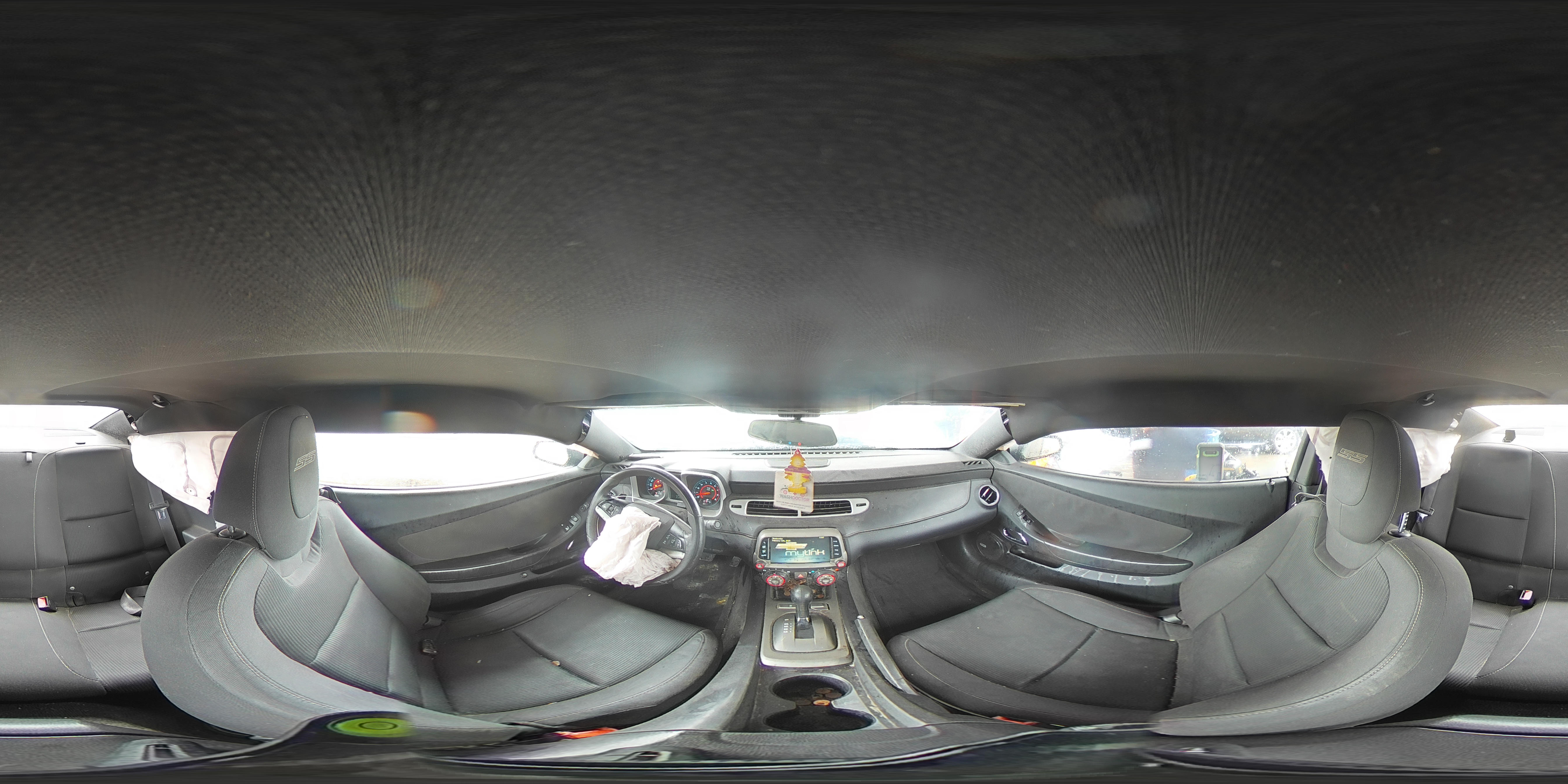 2014 Chevrolet Camaro - Image 13