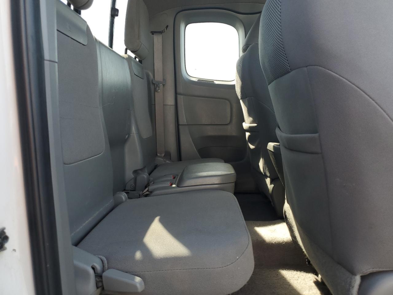2009 Toyota Tacoma - Image 10