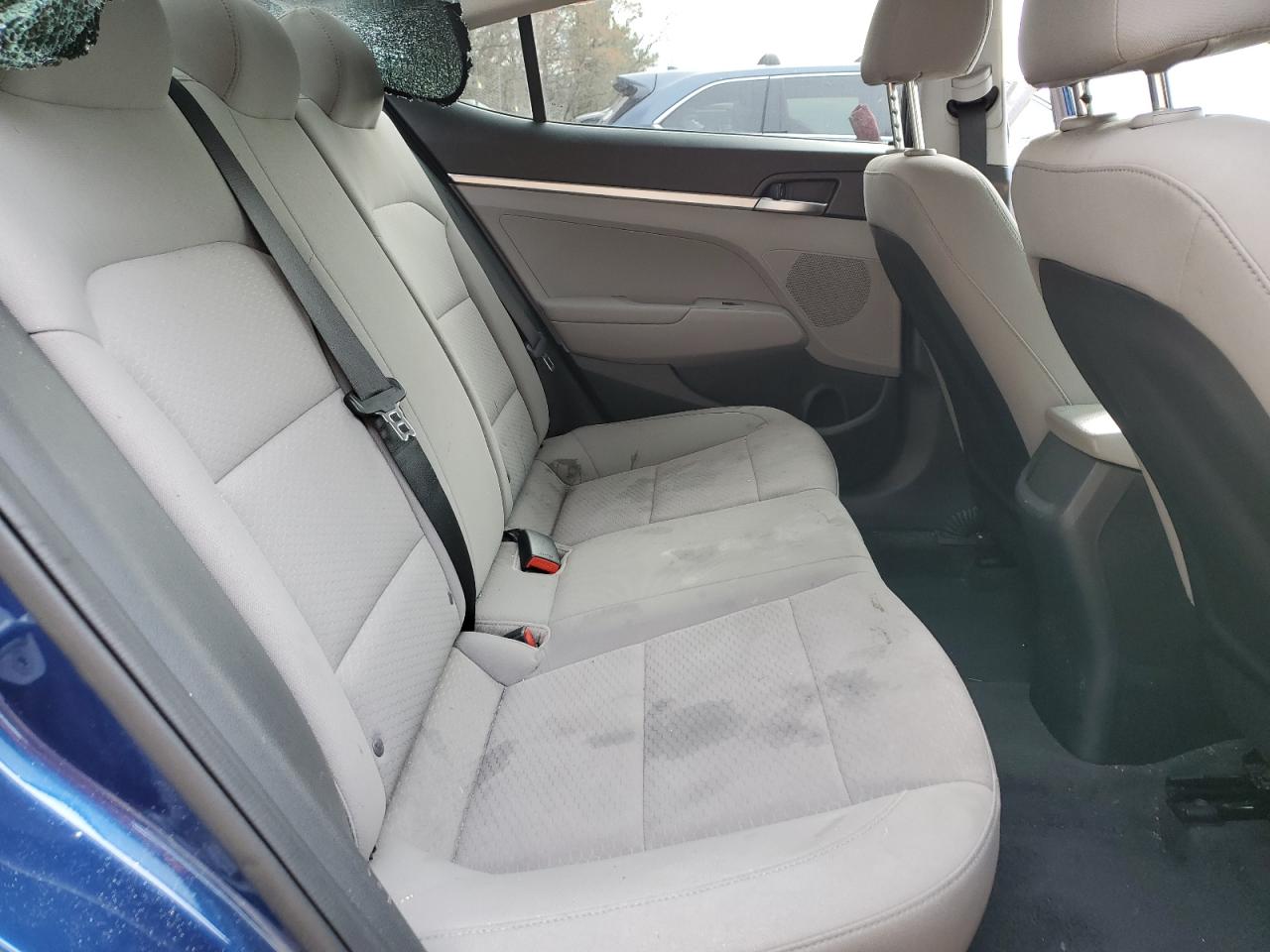 2020 Hyundai Elantra - Image 10
