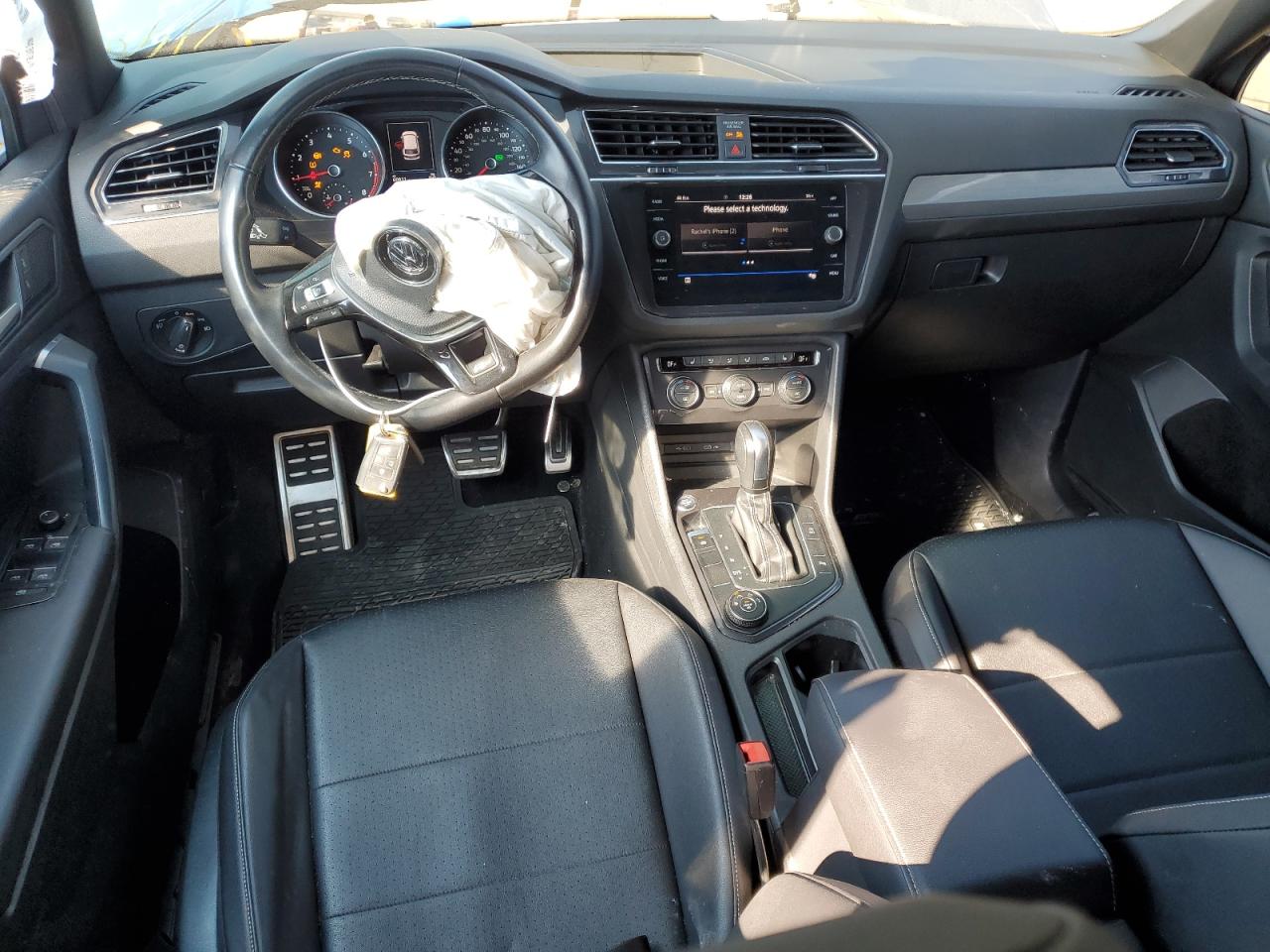 2021 Volkswagen Tiguan - Image 8
