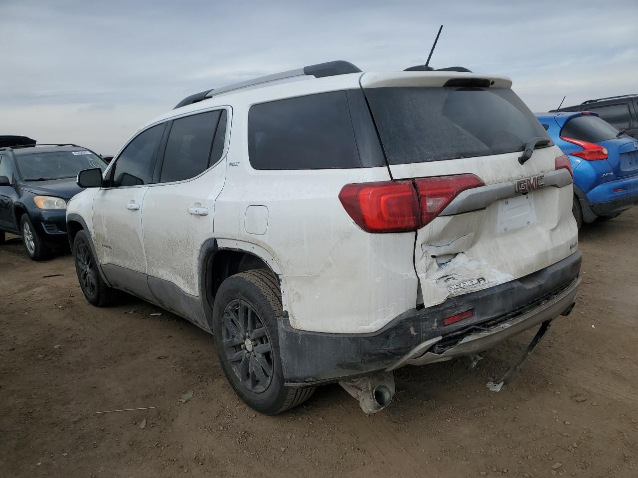 2019 GMC Acadia - Image 2