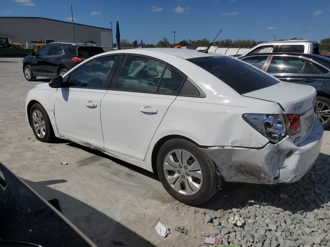 2014 Chevrolet Cruze - Image 2