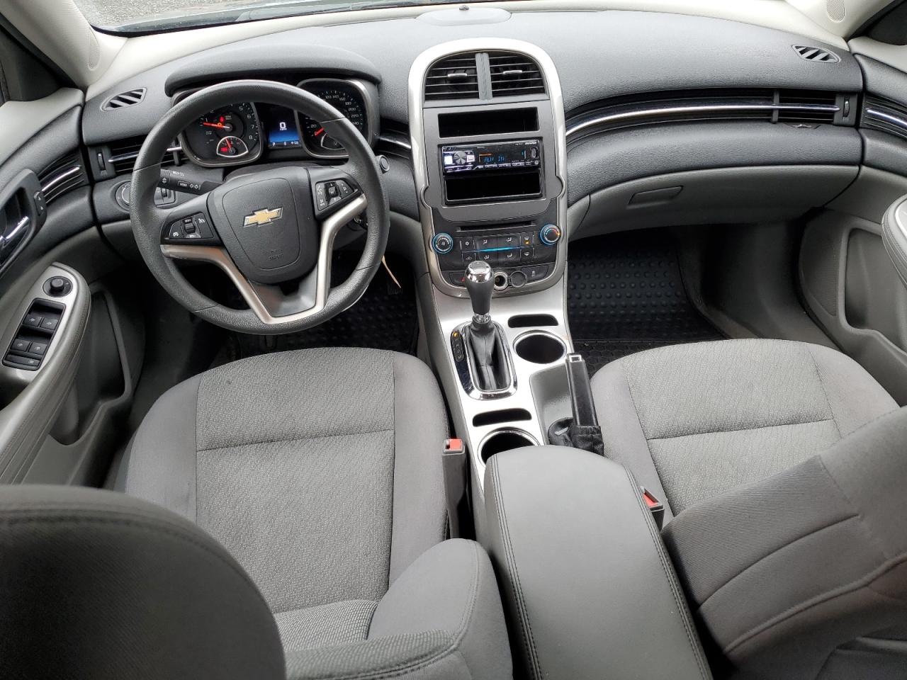 2015 Chevrolet Malibu - Image 8