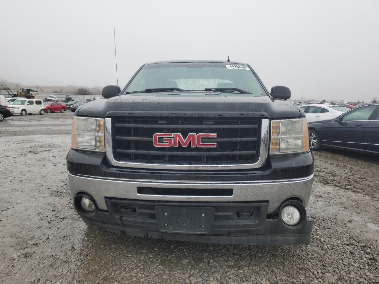 2011 GMC Sierra - Image 5