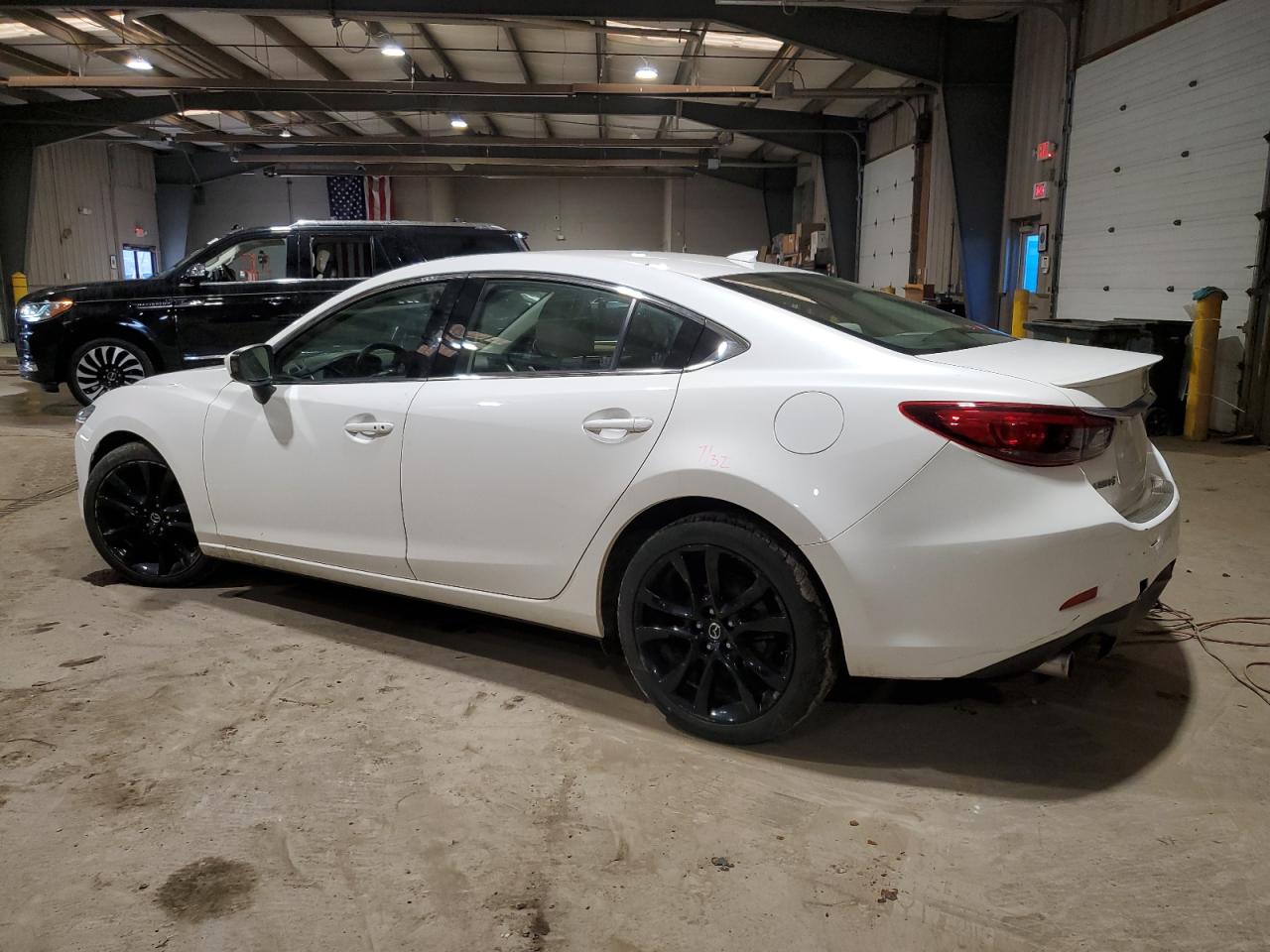 2016 Mazda 6 - Image 2