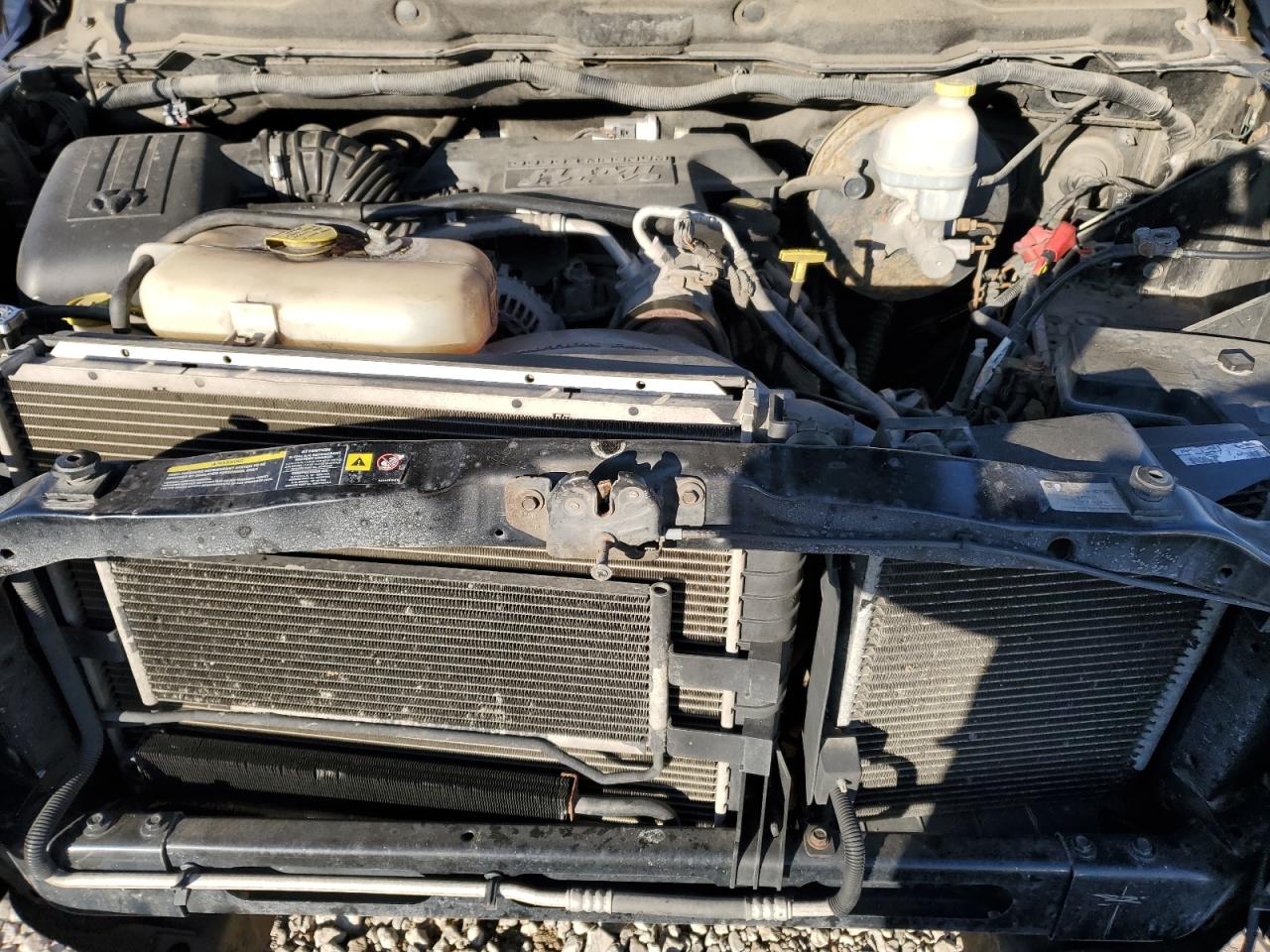 2004 Dodge RAM - Image 11