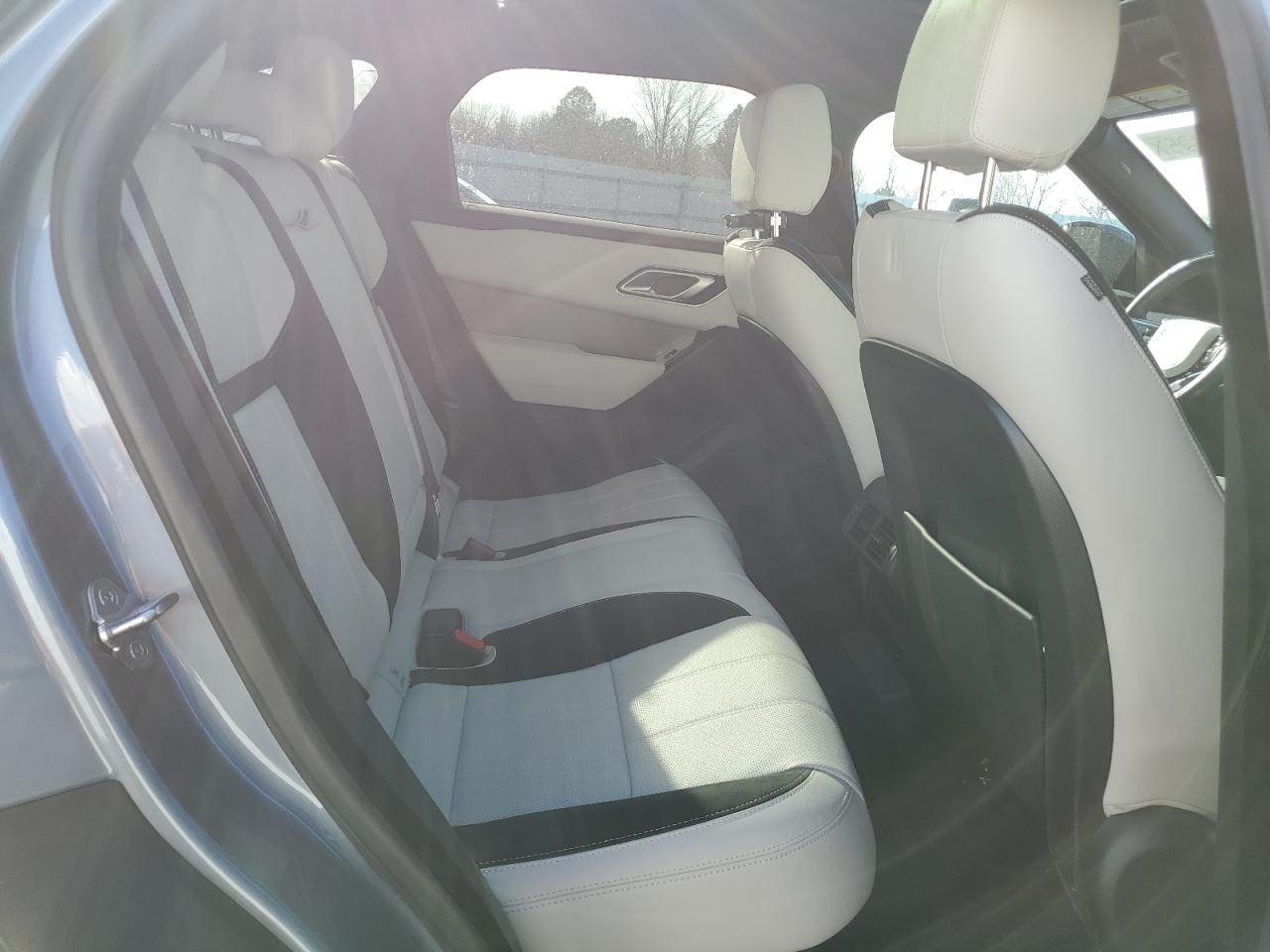 2022 Land Rover Range Rover - Image 11