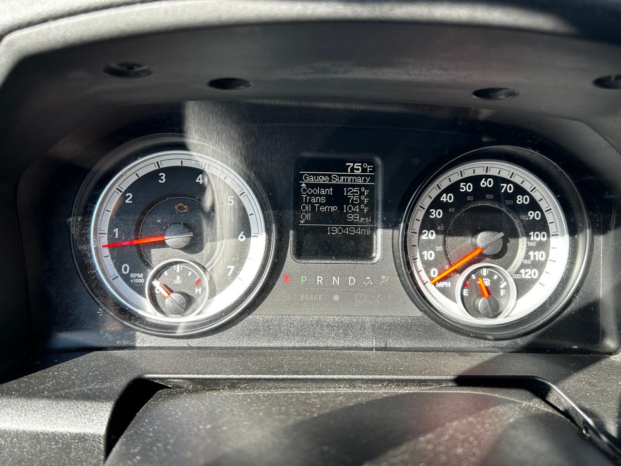 2014 RAM 1500 - Image 8