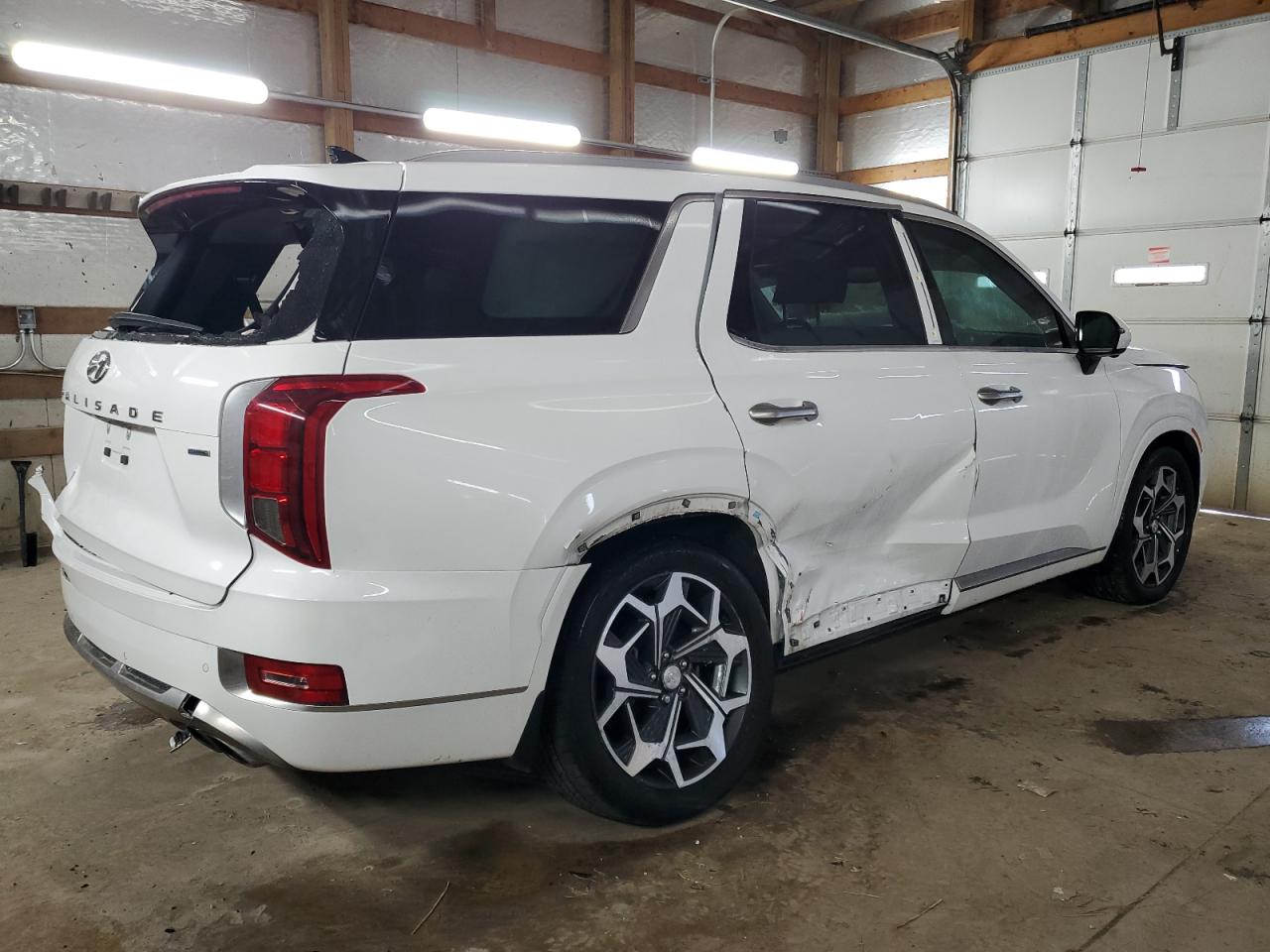 2022 Hyundai Palisade - Image 3