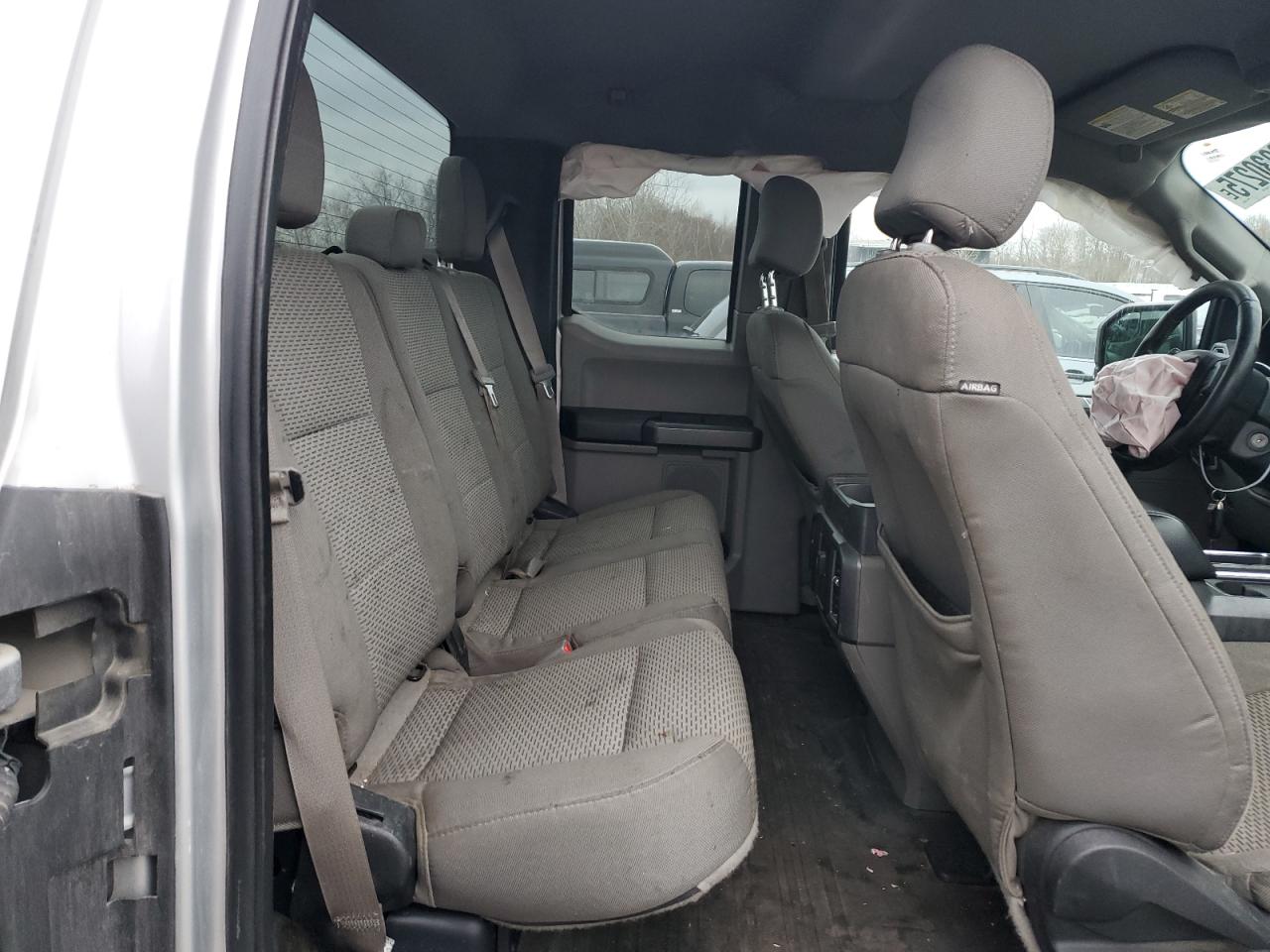2016 Ford F-150 - Image 10