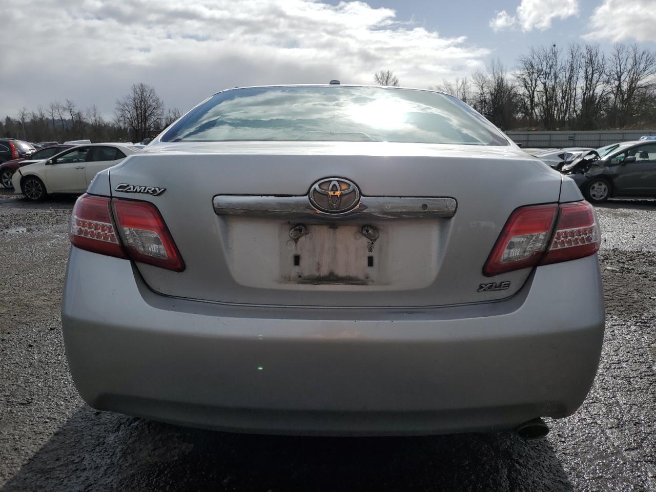 2011 Toyota Camry - Image 6
