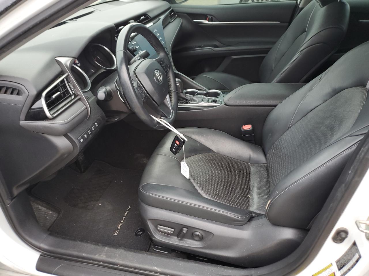 2019 Toyota Camry - Image 7