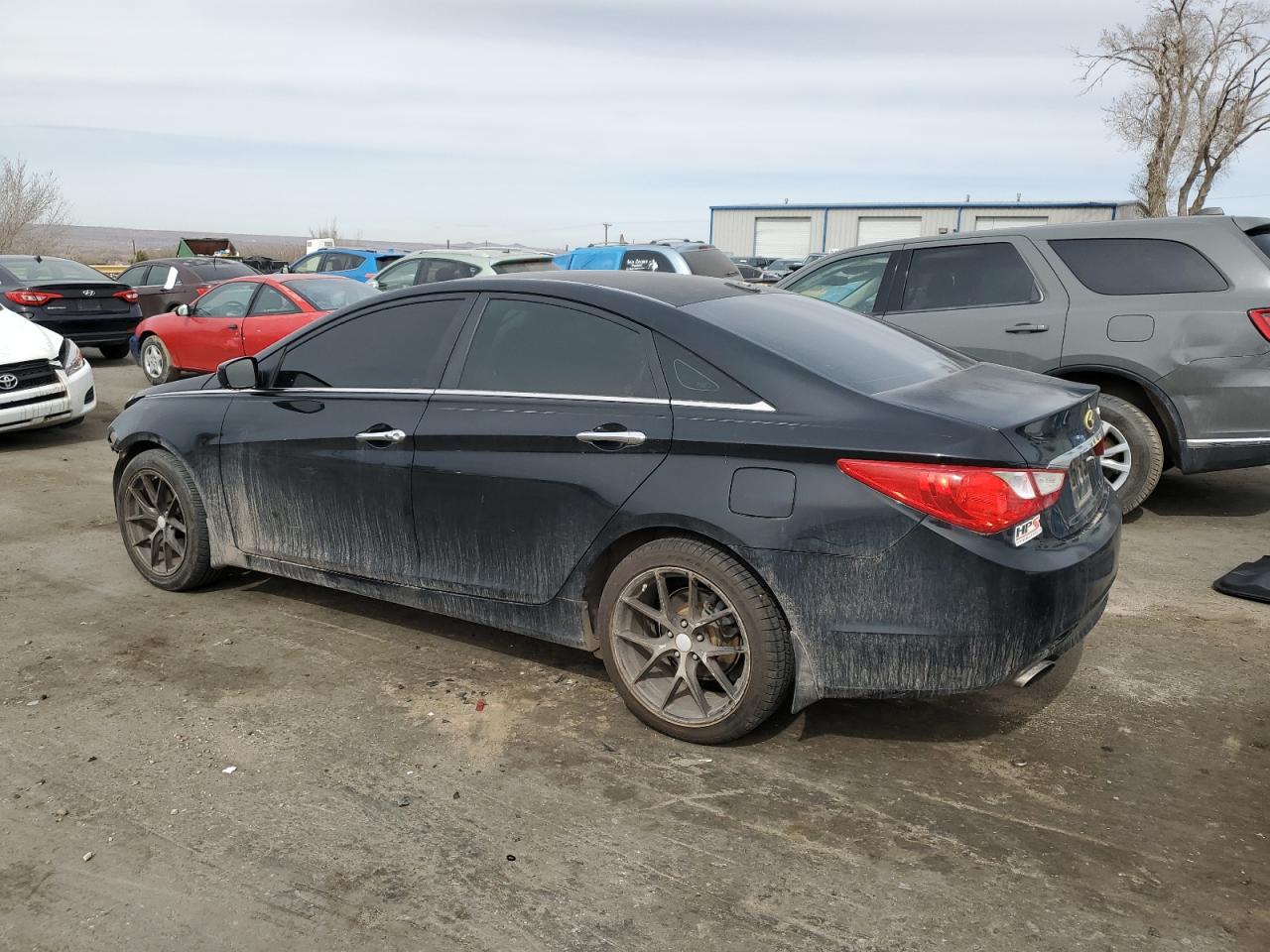 2013 Hyundai Sonata - Image 2