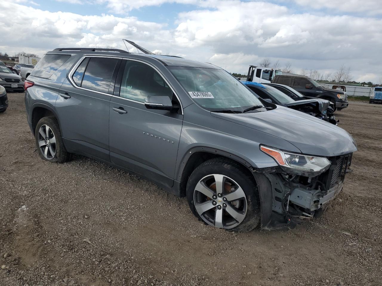 2019 Chevrolet Traverse - Image 4