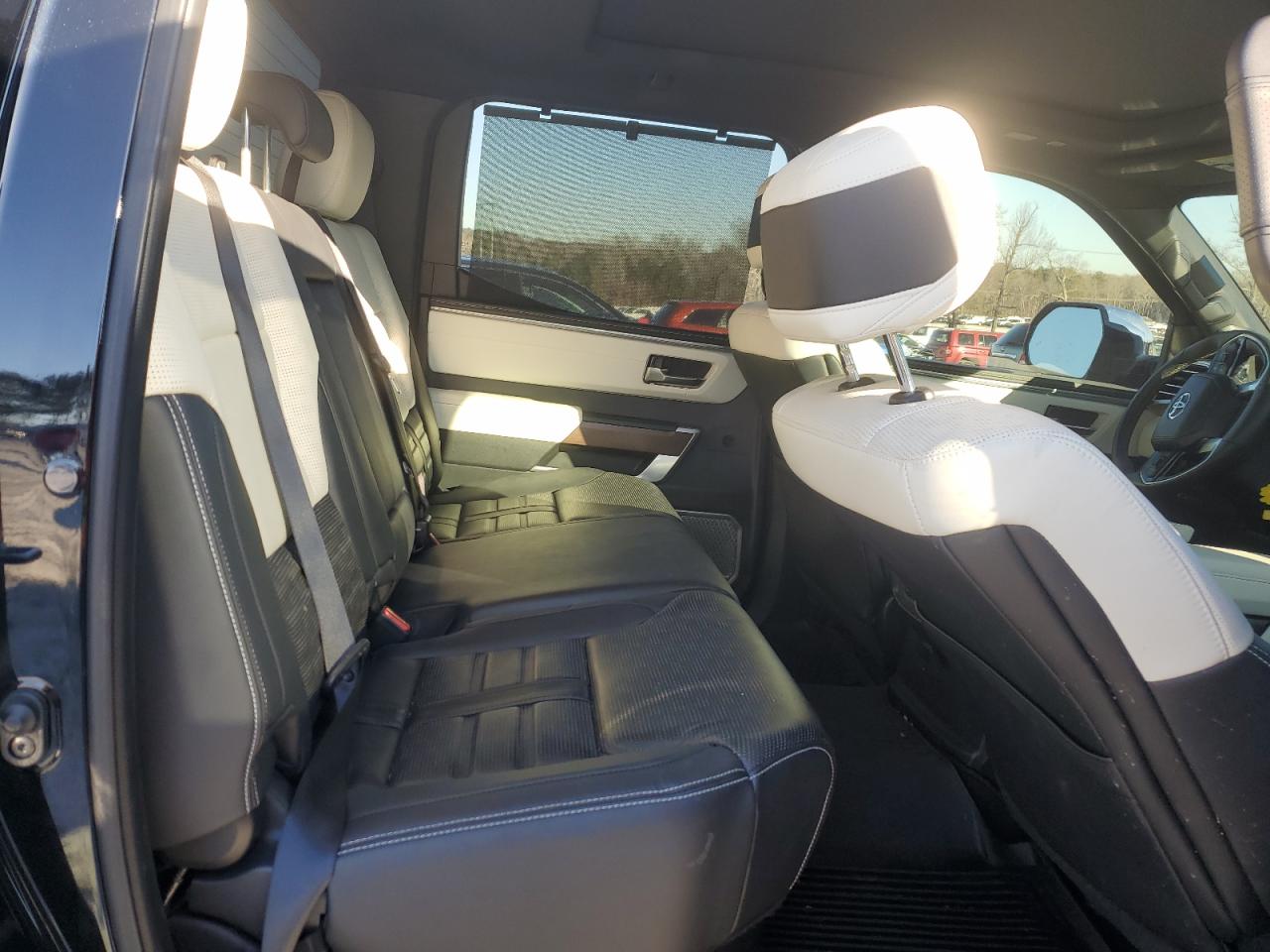 2023 Toyota Tundra - Image 10