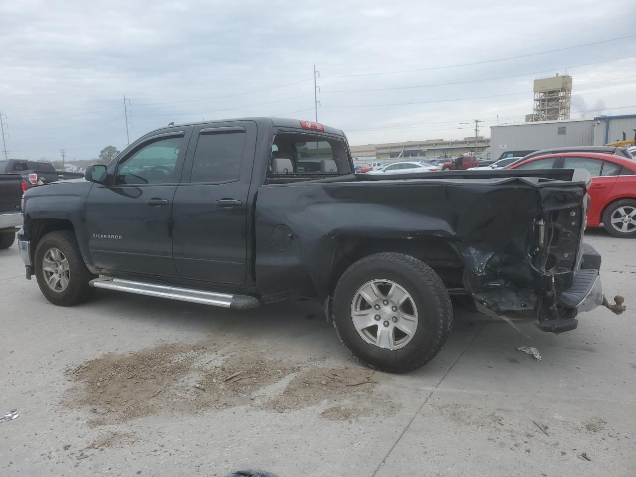 2015 Chevrolet Silverado - Image 2