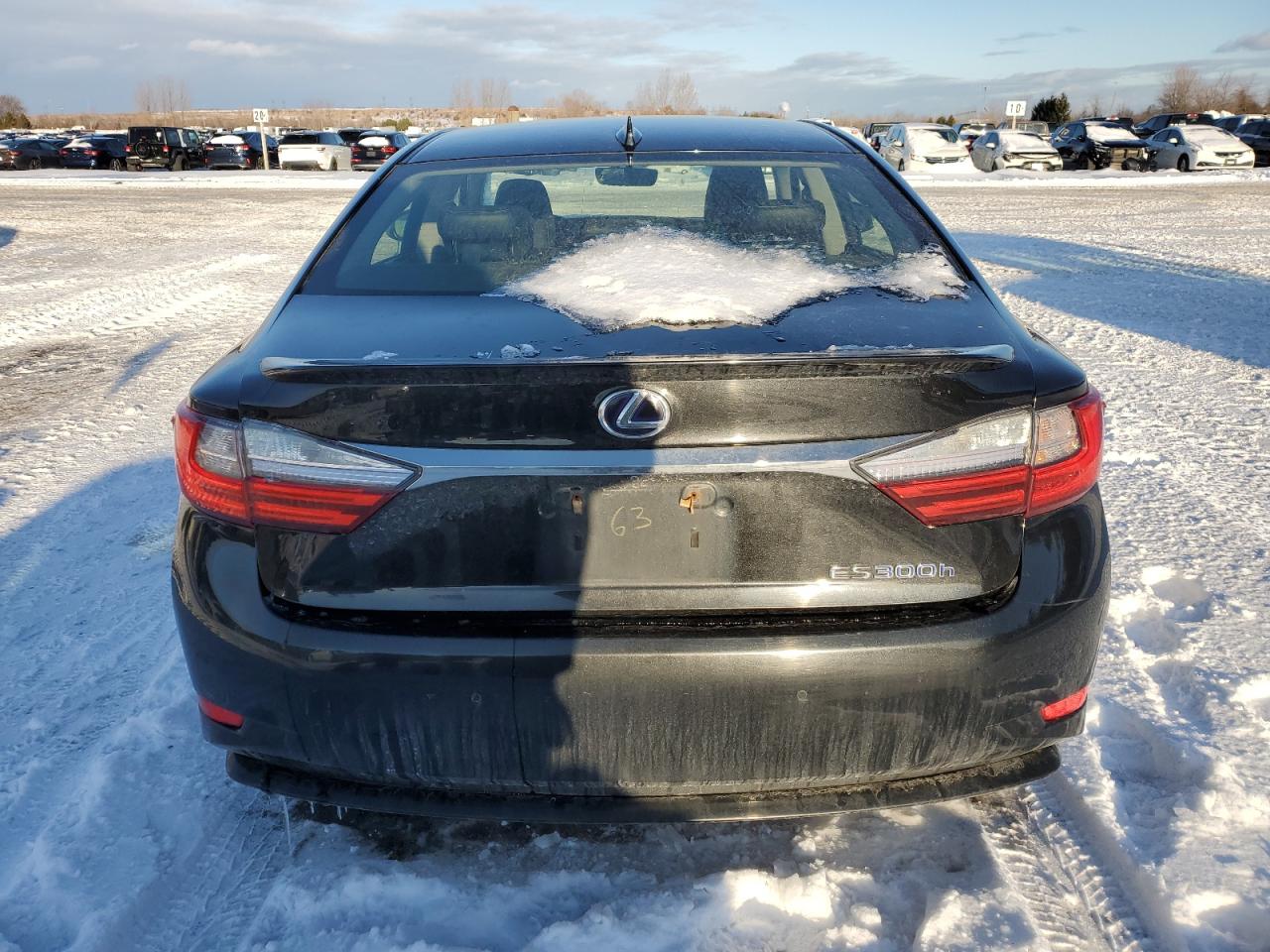 2016 Lexus ES - Image 6