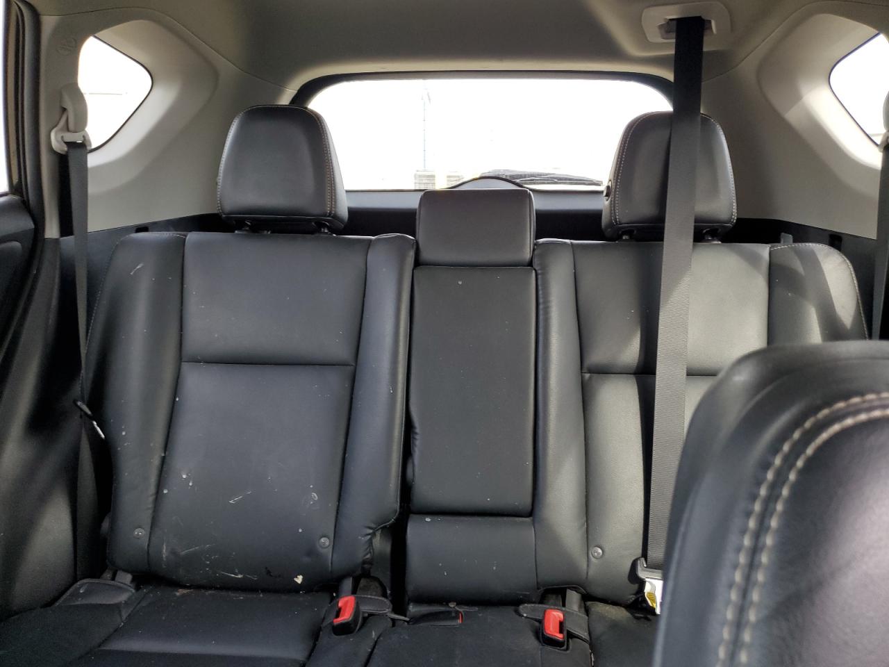 2015 Toyota RAV 4 - Image 10