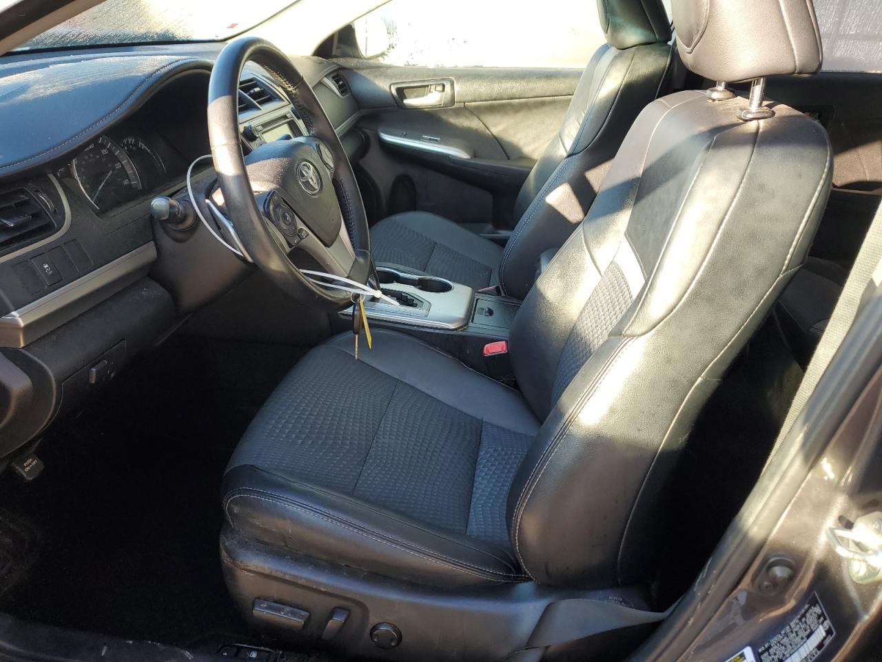 2014 Toyota Camry - Image 7