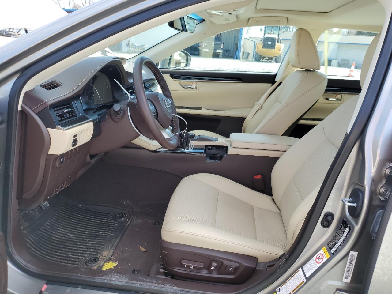 2018 Lexus ES - Image 7