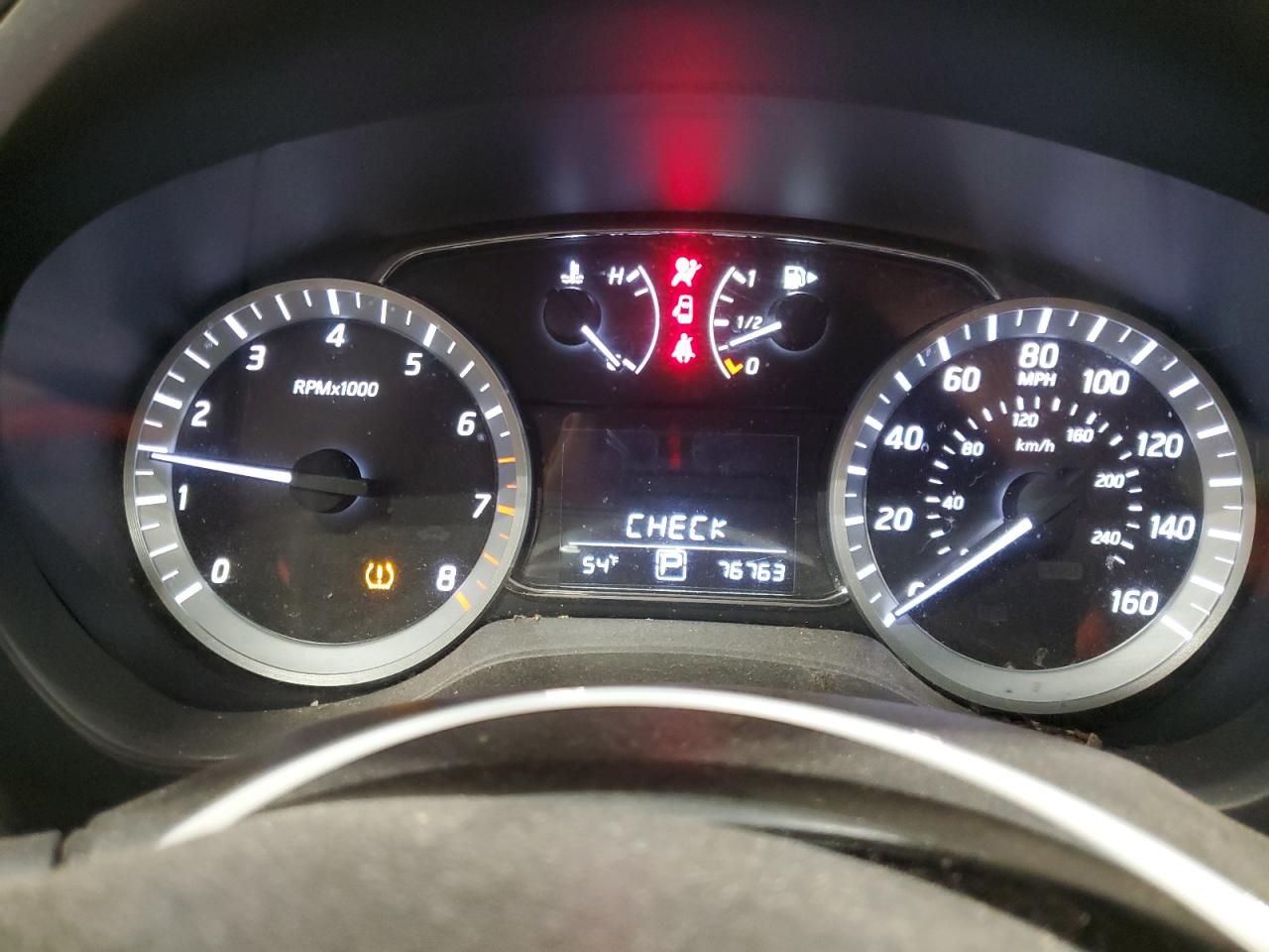 2015 Nissan Sentra - Image 9