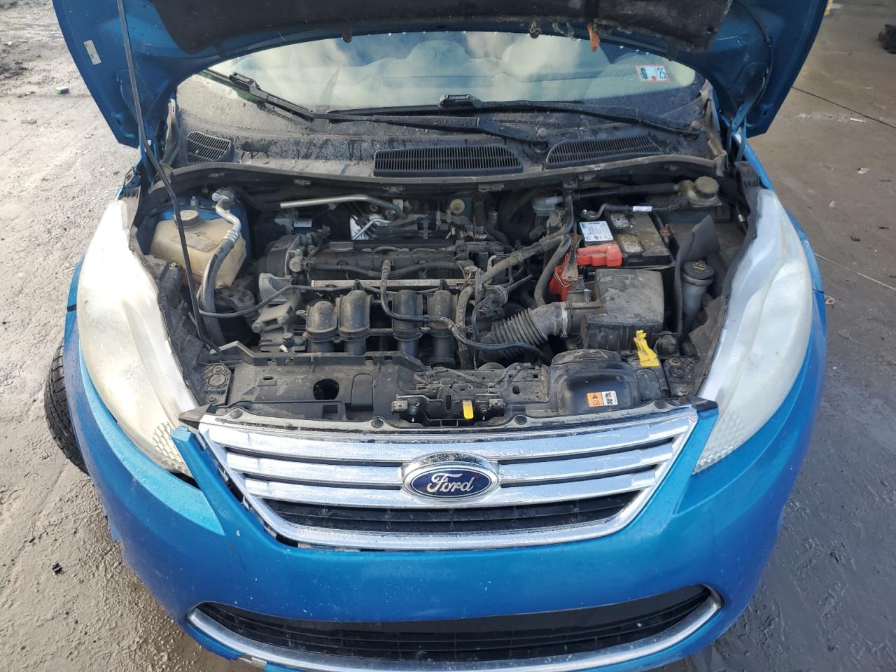 2012 Ford Fiesta - Image 11