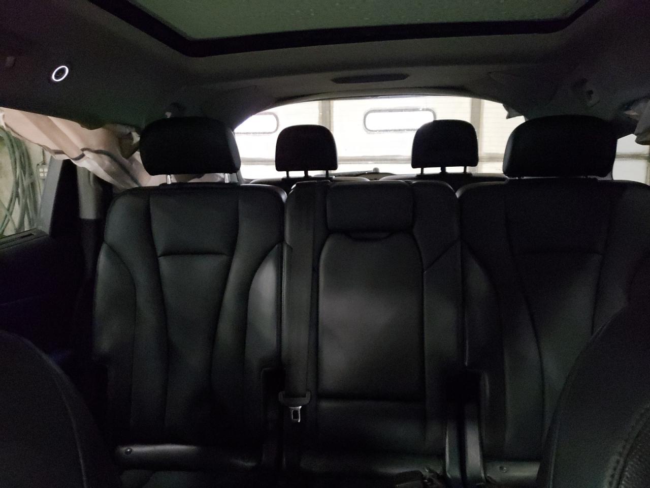 2019 Audi Q7 - Image 10