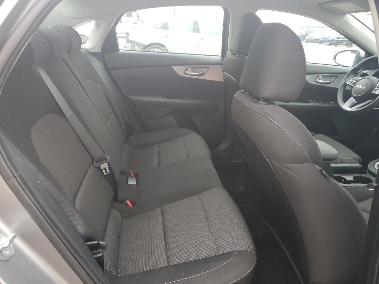 2023 Kia Forte - Image 10