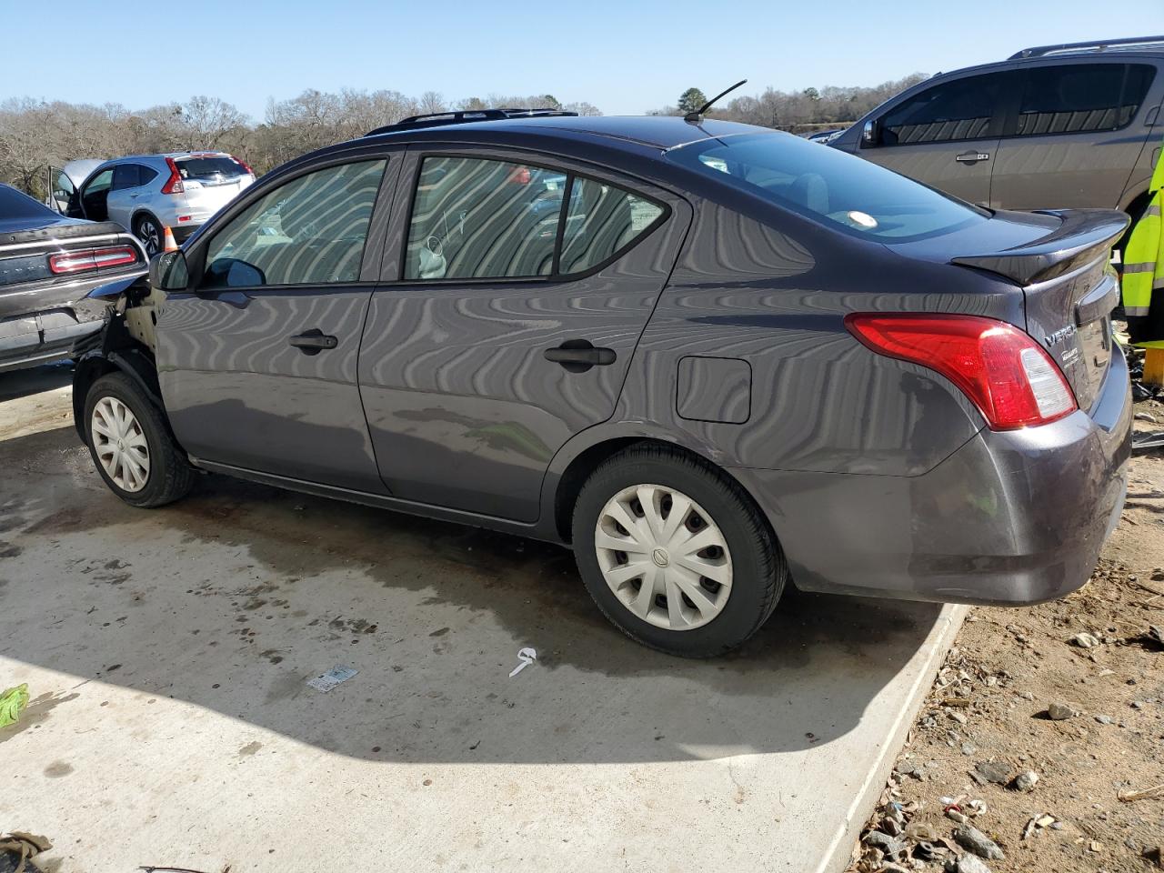 2015 Nissan Versa - Image 2
