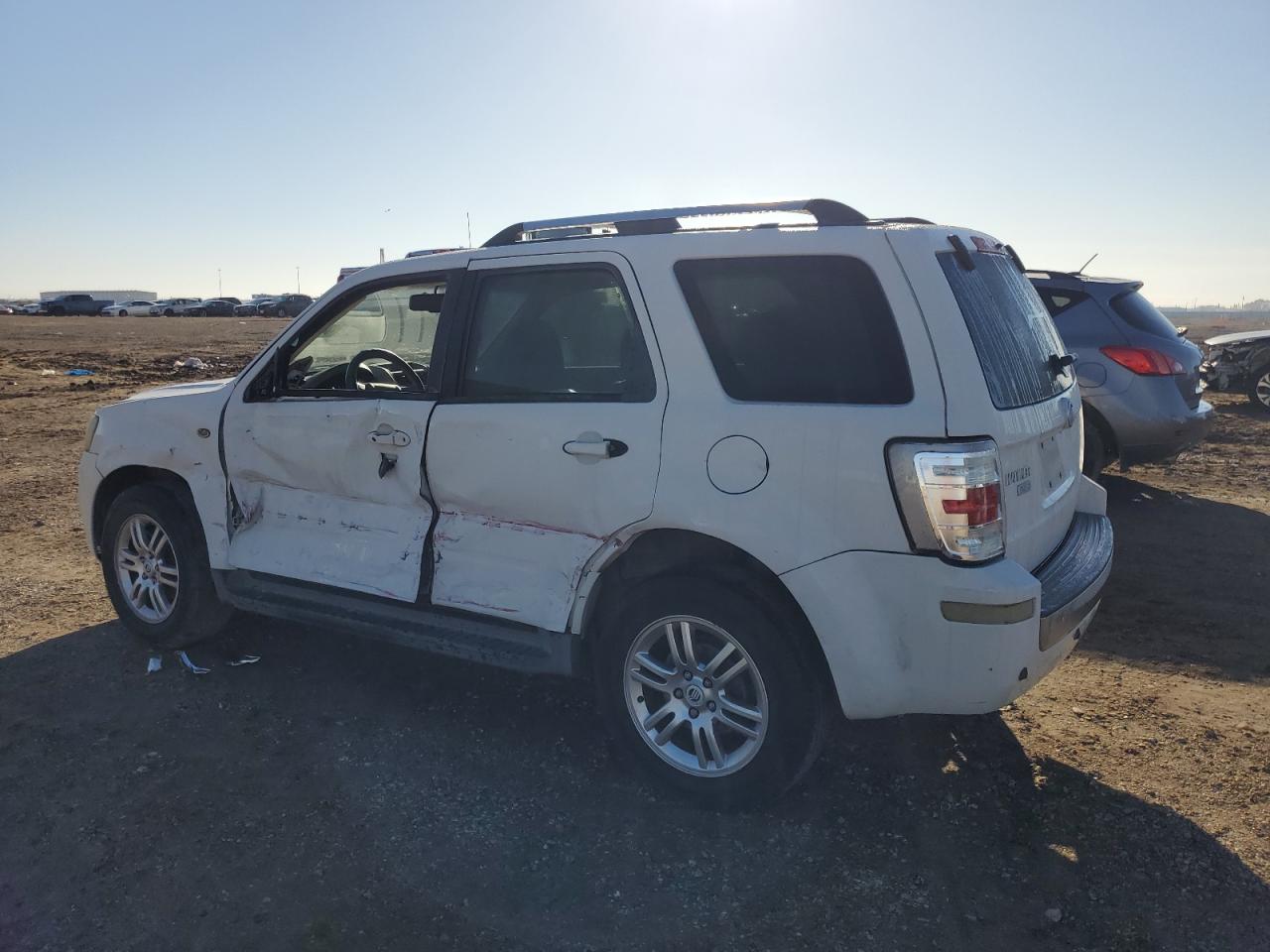 2009 Mercury Mariner - Image 2
