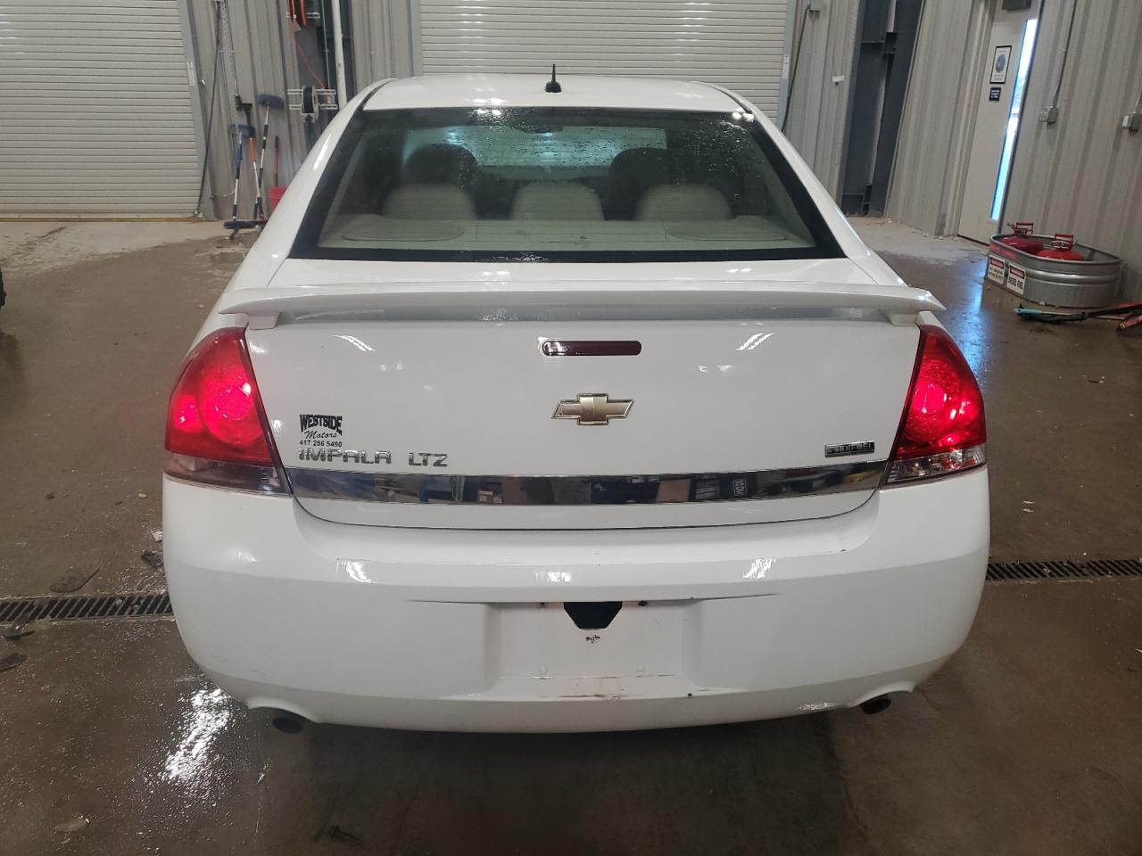 2010 Chevrolet Impala - Image 6